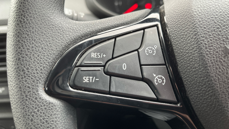 Dacia Sandero 1.0 TCe Essential 5dr Bi Fuel Hatchback